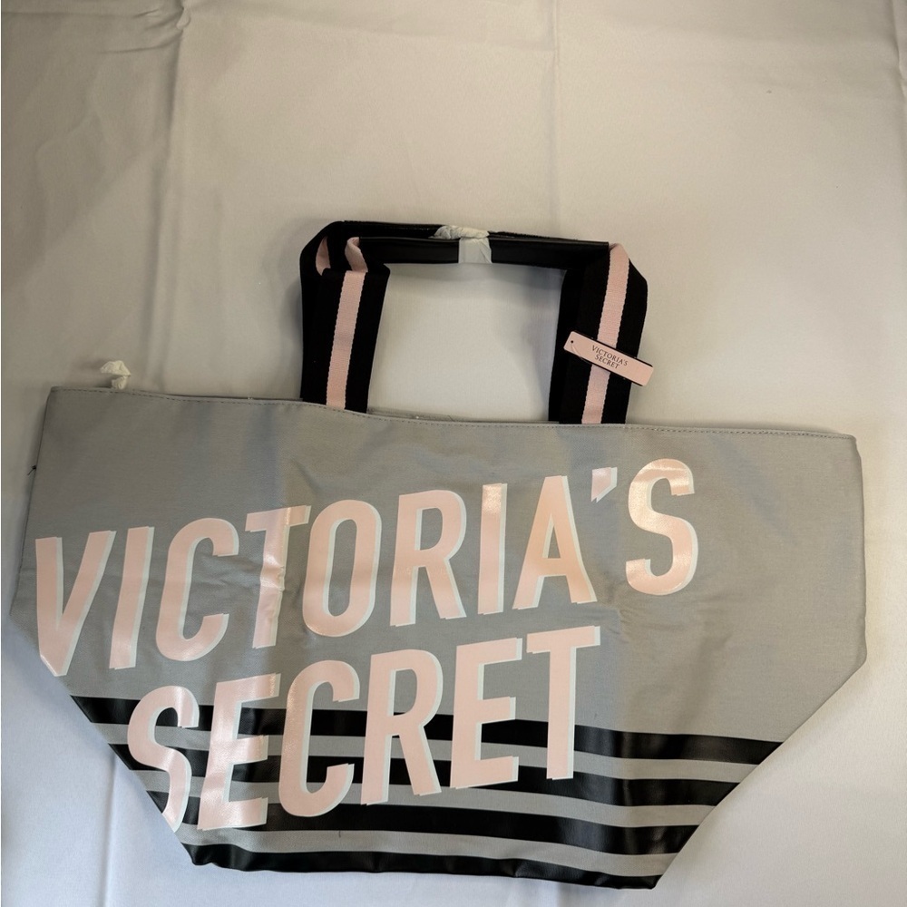 Victoria's‎ Secret Pink and Gray Tote Bag with Chic Design